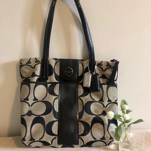 Black/Tan Coach Shoulder Bag